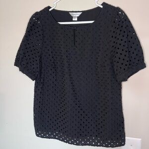 Christopher & Banks Black Eyelet Top Women’s Medium shortsleeve blouse